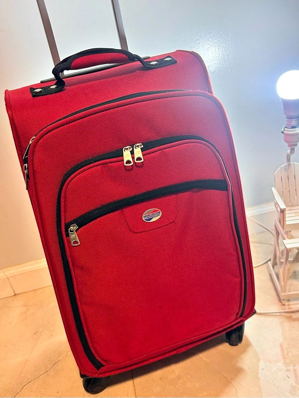 American Tourister Rolling Luggage Set in Red & Black